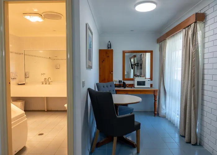 Tumut Motels