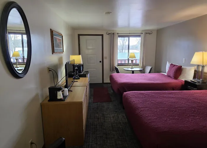 Watersmeet Motels