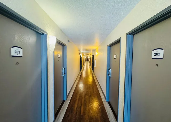 Paradise Motels