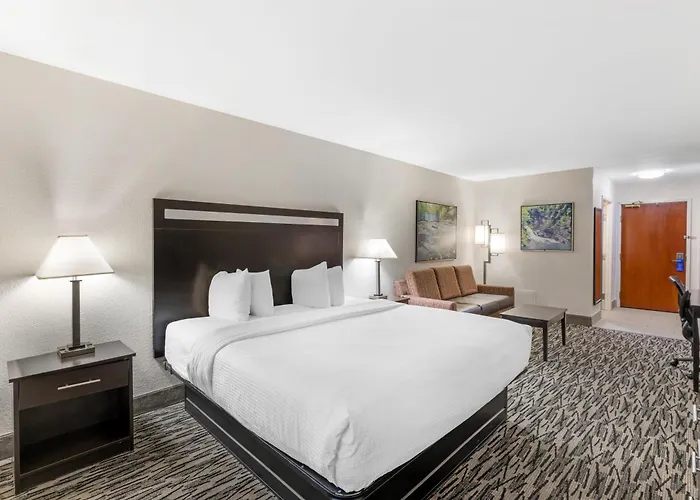 Hampton Motels