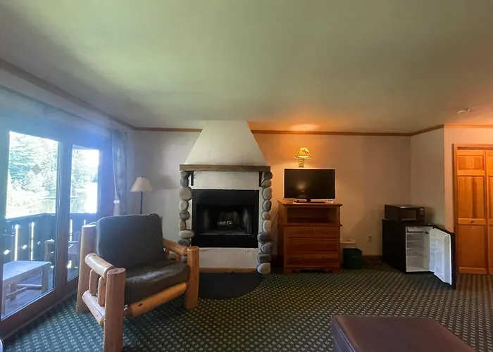 Lake Placid Motels
