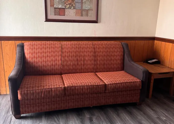 Elmira Motels