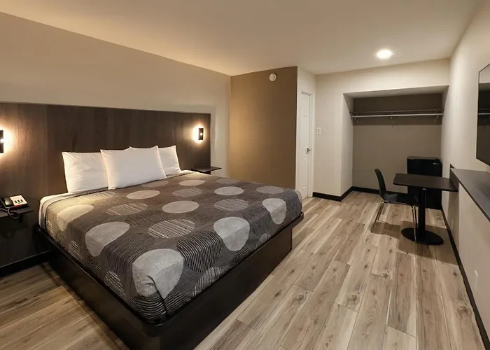 Chicago Heights Motels