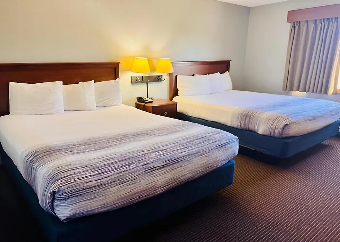 Big Lake Motels