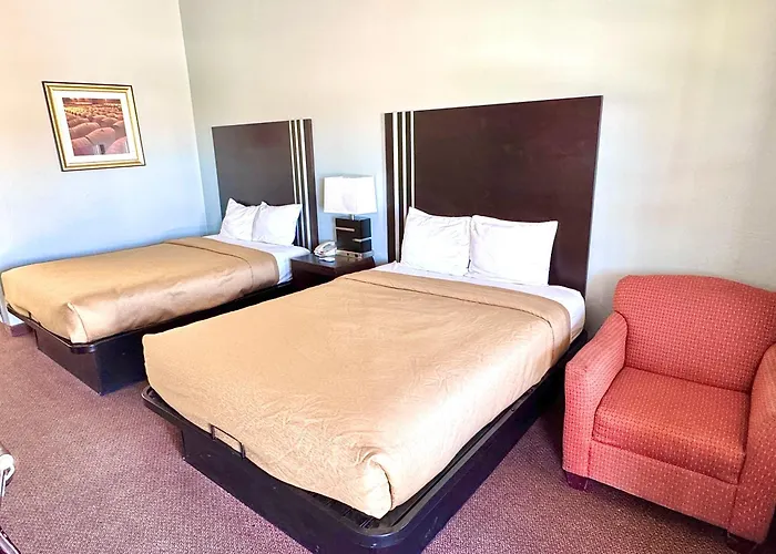 Owensville Motels