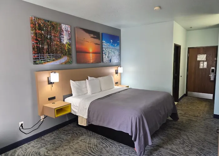Tawas City Motels