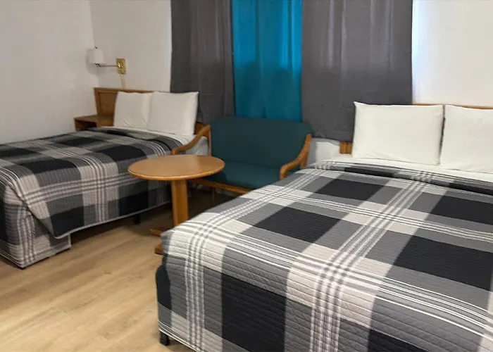 West Hawk Lake Motels
