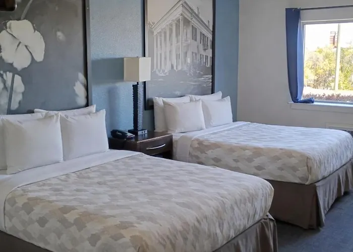 Phenix City Motels