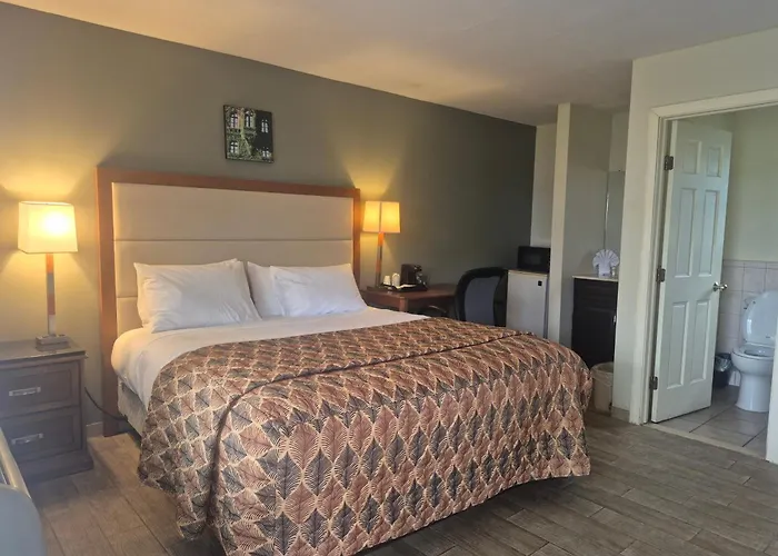 New Milford Motels