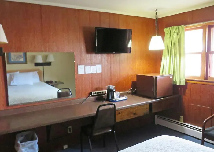 Ontonagon Motels