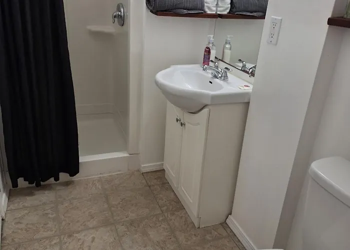 Crofton Motels