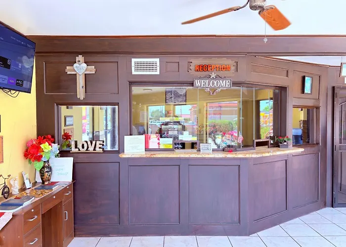 Pasadena Motels