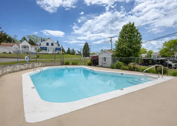 Winthrop Motels
