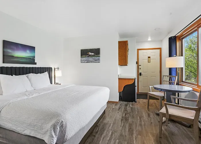 Gills Rock Motels