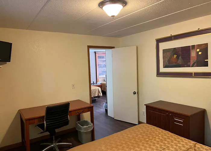 Sauk City Motels