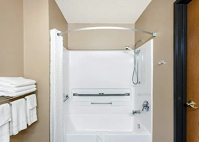 Norton Motels