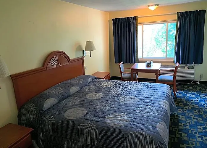 East Providence Motels