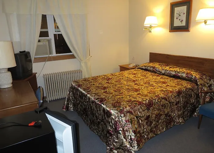 Arbor Vitae Motels