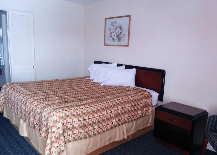 Monroe Motels