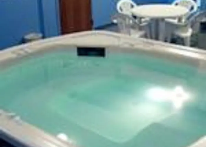 Fairbury Motels