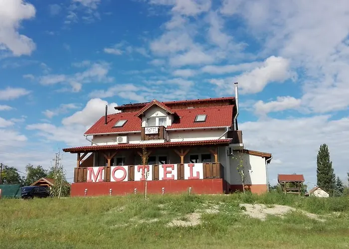Taksony Motels