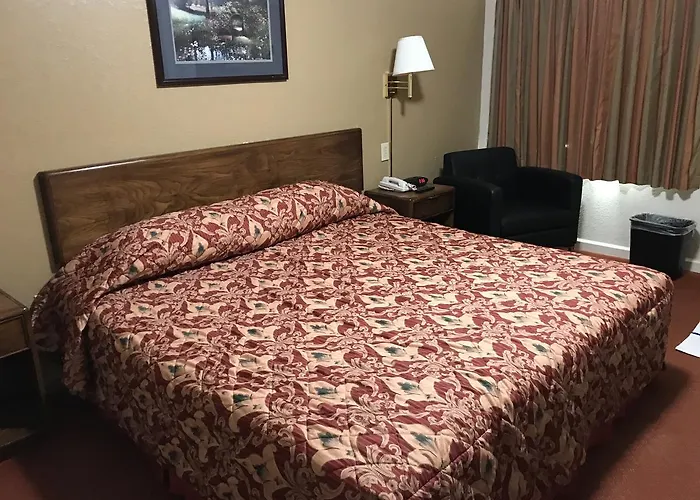 New Martinsville Motels