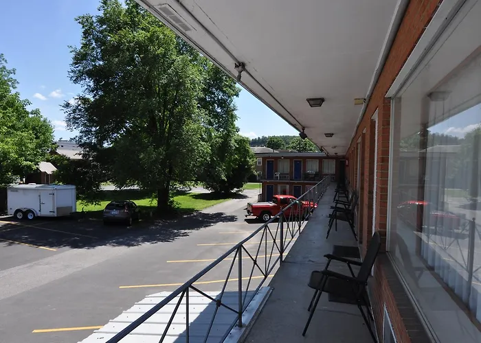 Marlinton Motels