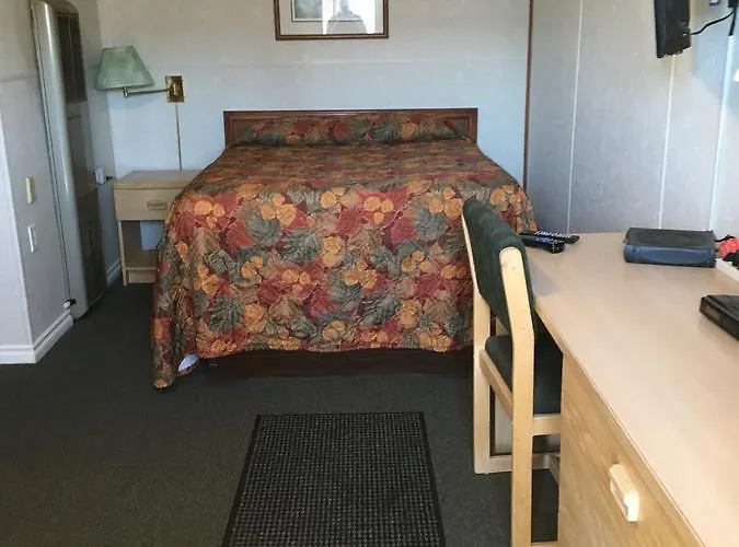Estevan Motels