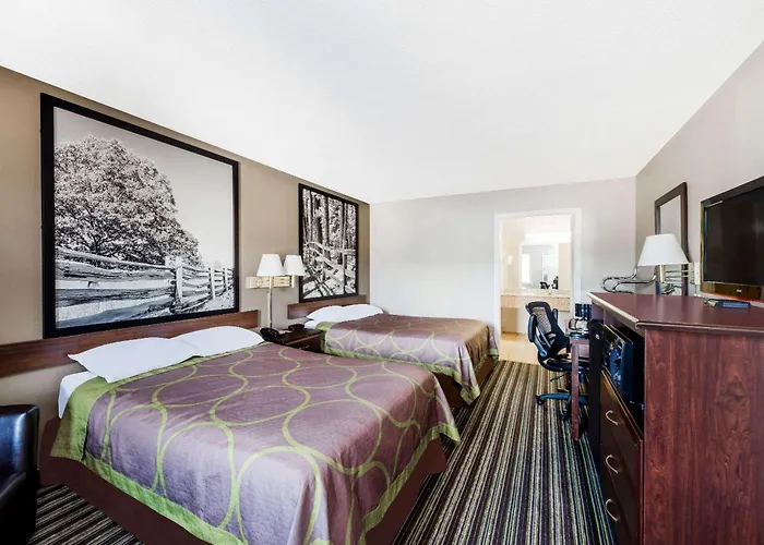 Ooltewah Motels