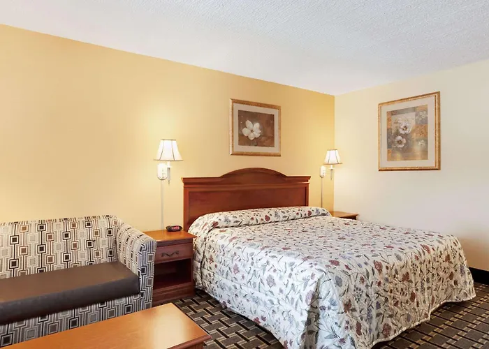Mount Laurel Motels