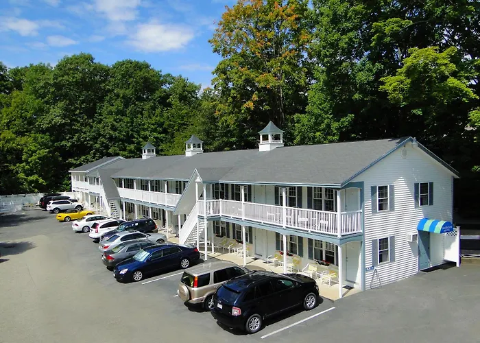 Portsmouth Motels