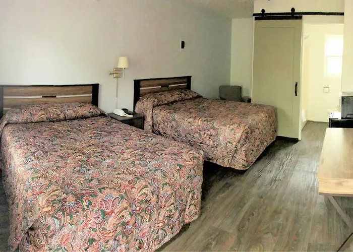 Highland Motels