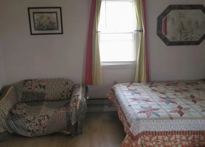 Cornish Motels