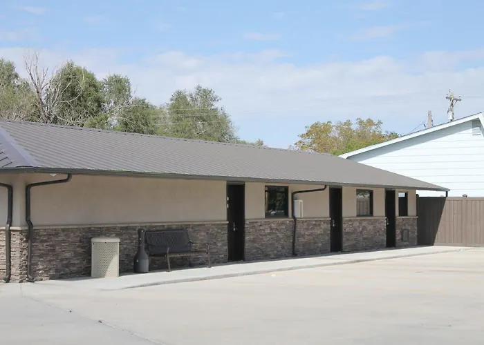 Syracuse Motels