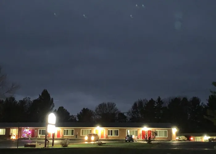 Hillsdale Motels
